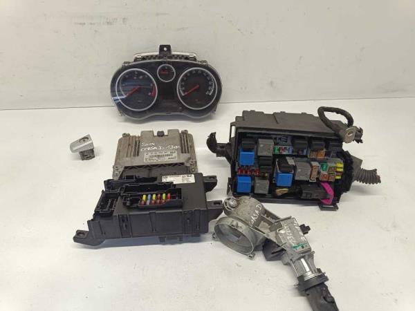 BOITIER COMPLET OPEL CORSA D 1.3CDTI ( A13DTC ) 00WR BOSCH + QZ - Vue 1